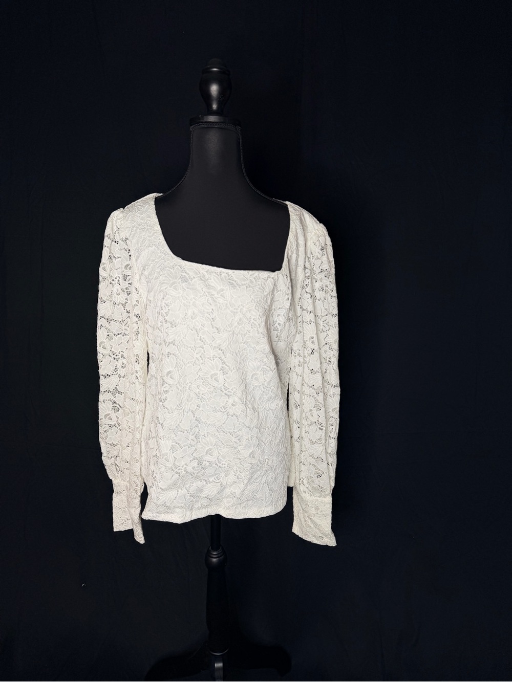 White House Black Market White Lace Top NWT